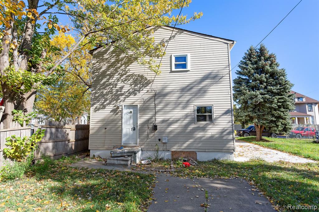4383 CICOTTE Street, Detroit, MI 48210 — Photo 11