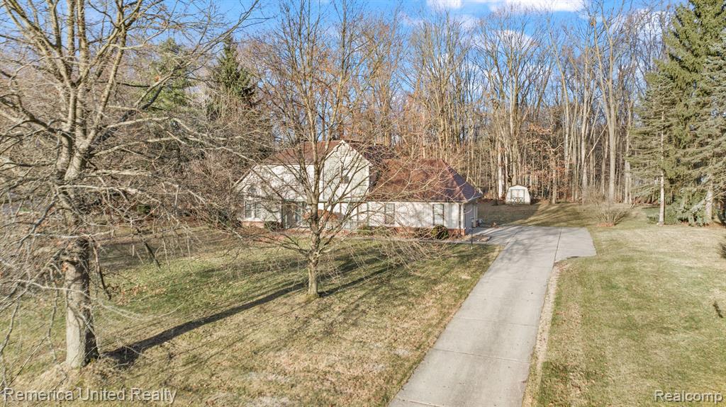 5112 KIERSTAN Drive, Brighton, MI 48114 — Photo 48