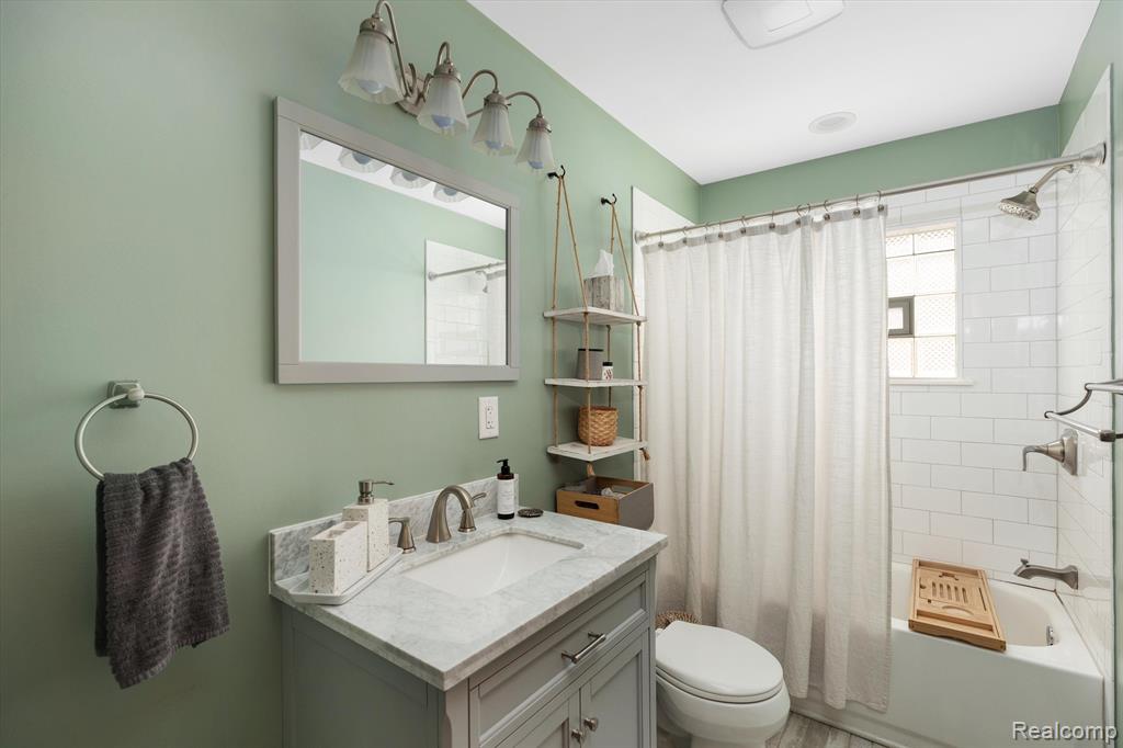 869 LIBERTY Avenue, Lincoln Park, MI 48146 — Photo 11