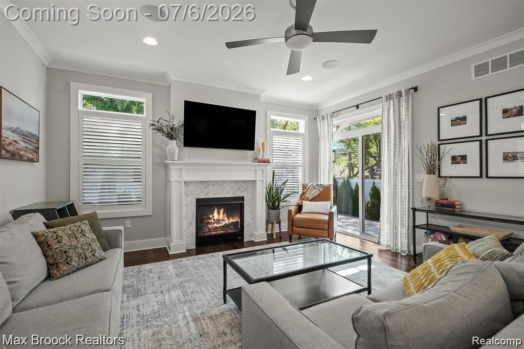 402 N Alexander Avenue, Royal Oak, MI 48067 — Photo 3
