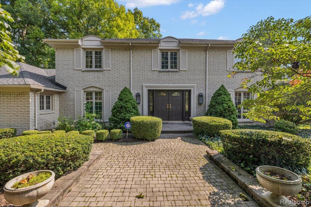 4363 SUNNINGDALE Drive, Bloomfield Hills, MI 48302 — Photo 3