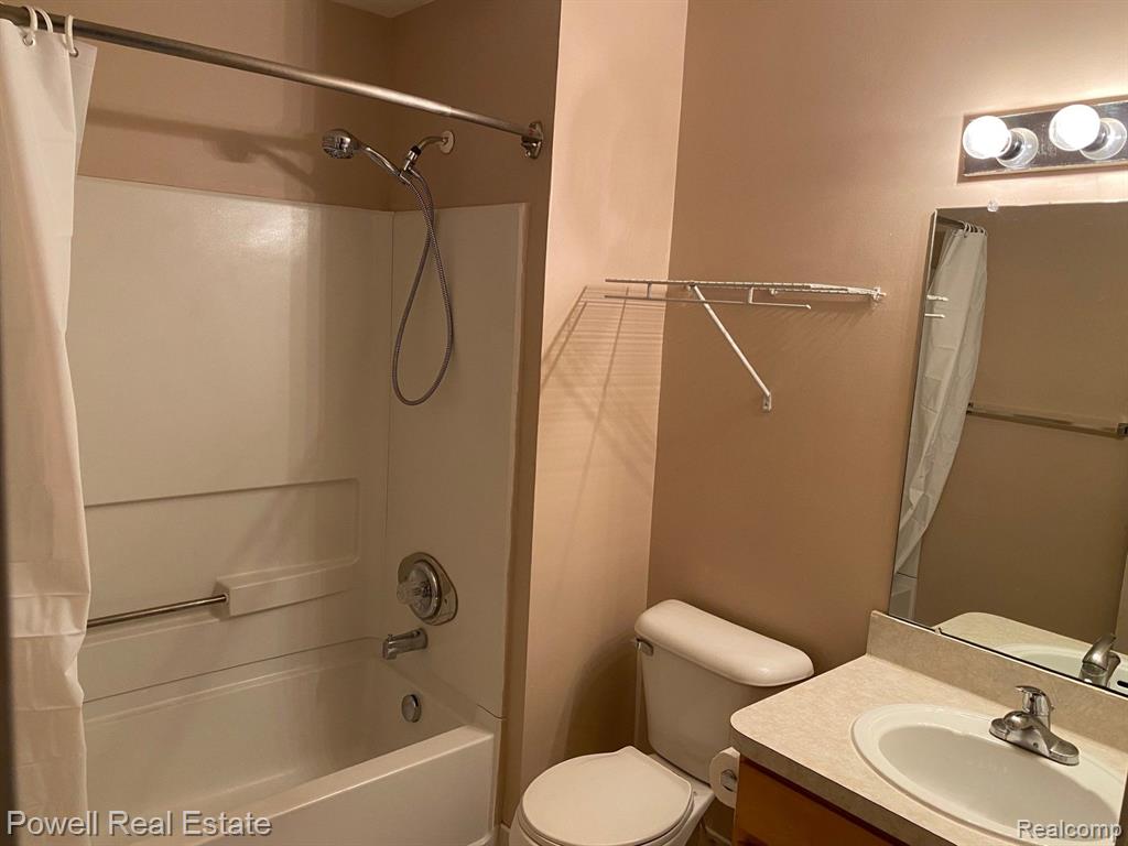 47939 CARDIFF Avenue, Canton, MI 48188 — Photo 13