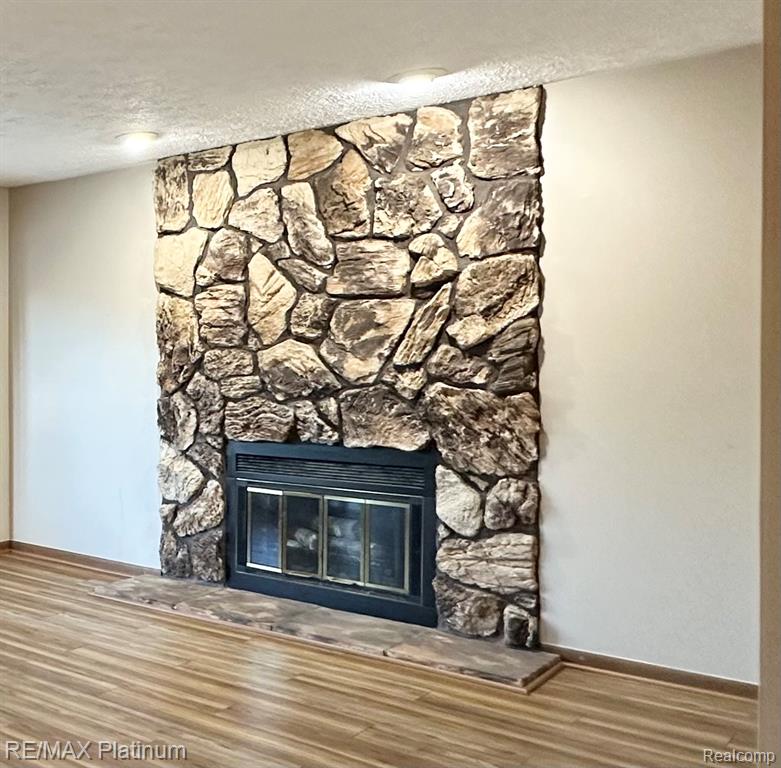 470 Woodstone Road, 33, Waterford, MI 48327 — Photo 7