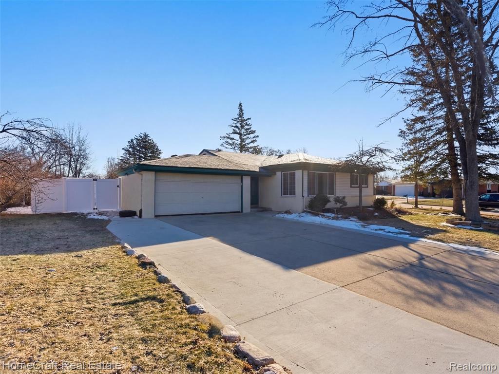750 SOUTHAMPTON Court, Auburn Hills, MI 48326 — Photo 3