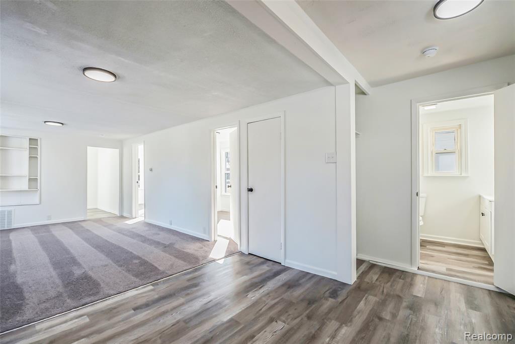 5697 Venice Road, Newport, MI 48166 — Photo 14