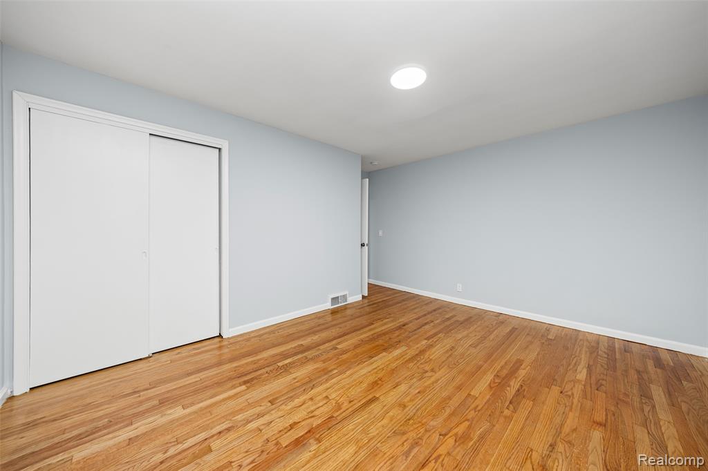 17240 Pontchartrain Blvd, Detroit, MI 48203 — Photo 32