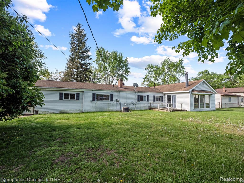 5348 BURGUNDY Drive, Clarkston, MI — Photo 25