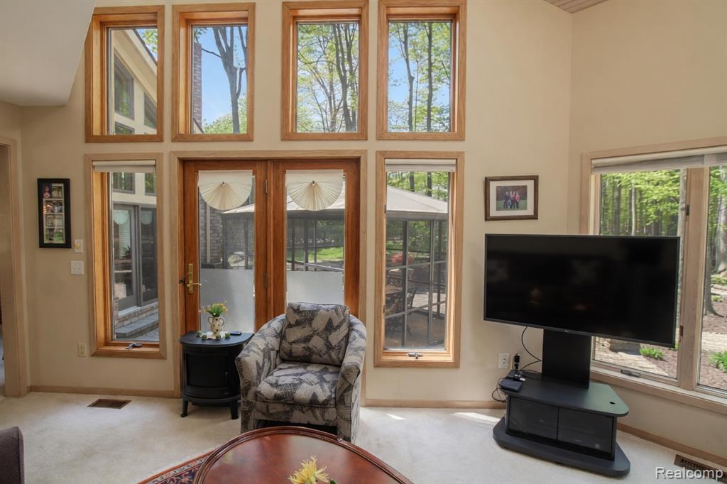 1305 Kings Pointe Road, Grand Blanc, MI 48439 — Photo 23
