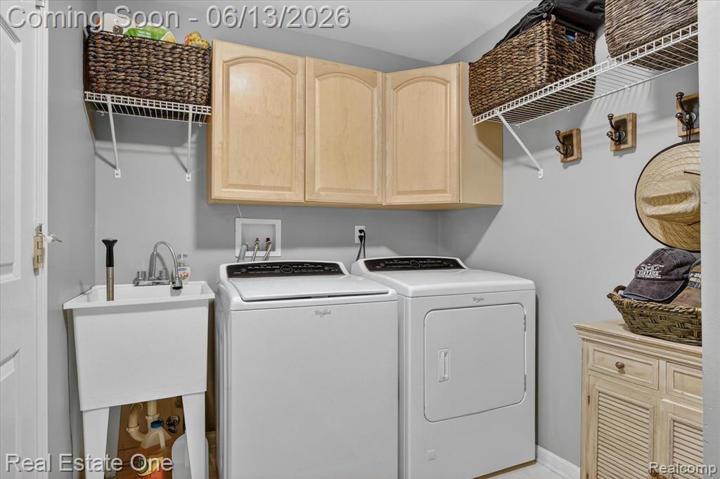 1972 Woodridge Court, Highland, MI — Photo 23