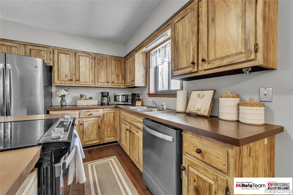 809 Blood Road, Tecumseh, MI 49286 — Photo 15