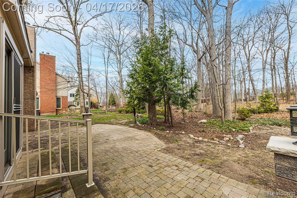 734 Lake Ridge Road, Rochester Hills, MI 48307 — Photo 41