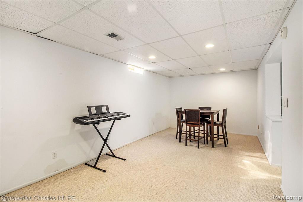 5762 DRAKE HOLLOW Drive W, West Bloomfield, MI — Photo 19