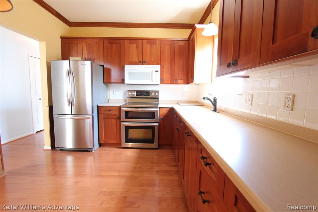 41919 Cantebury Drive, Novi, MI 48377 — Photo 6