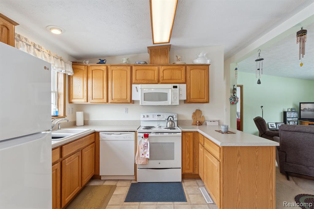 5650 E Medor Road, Harrisville, MI 48740 — Photo 14