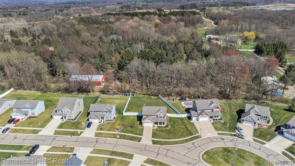 3652 AMBER OAKS Drive, Howell, MI 48855 — Photo 28
