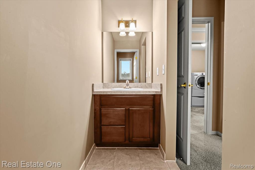 539 Olivia Drive, Milford, MI 48381 — Photo 29