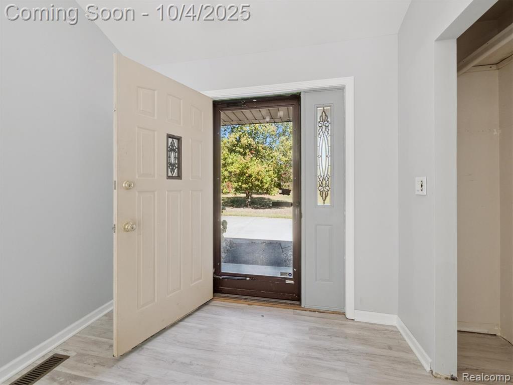 5600 Garretson Lane, Oxford, MI 48371 — Photo 12