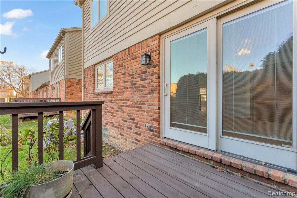 54 MAPLEGROVE Drive, 2, Clawson, MI — Photo 27