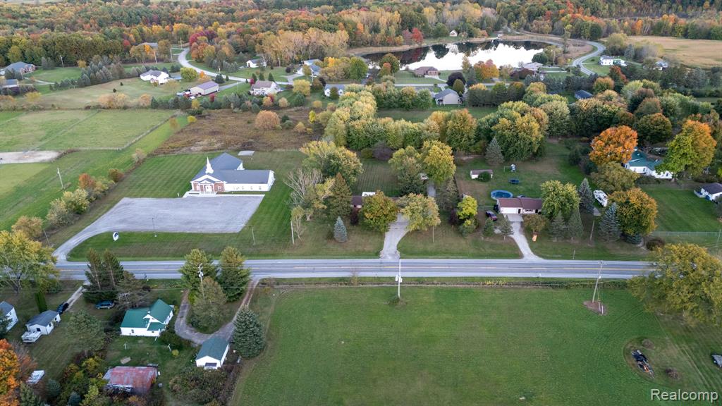 11056 N Irish Road, Otisville, MI 48463 — Photo 55