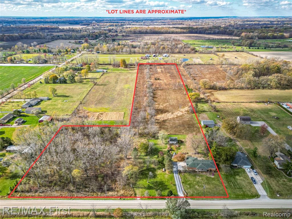 65301 Omo Road, Lenox, MI 48050 — Photo 2