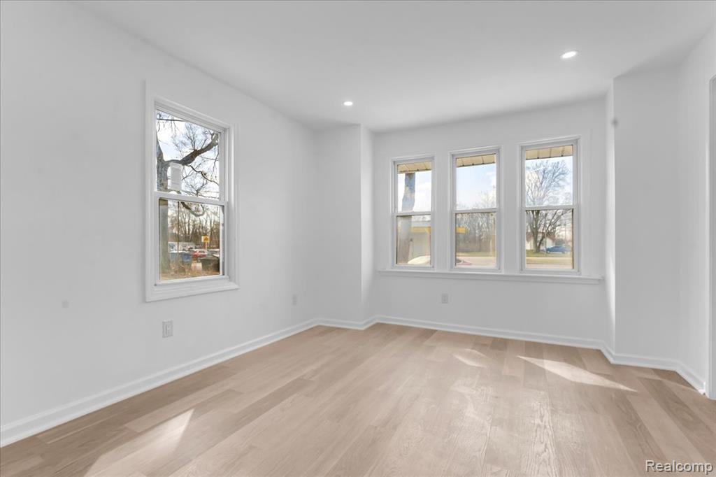 40 Burbank, Ypsilanti, MI 48198 — Photo 7