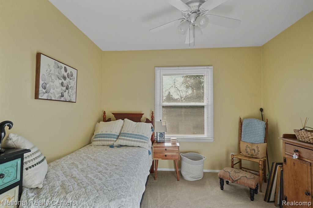 9812 ATWOOD Drive, South Lyon, MI 48178 — Photo 29