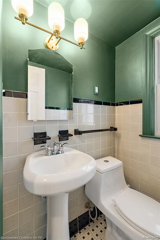 446 McKinley Avenue, Grosse Pointe Farms, MI 48236 — Photo 19