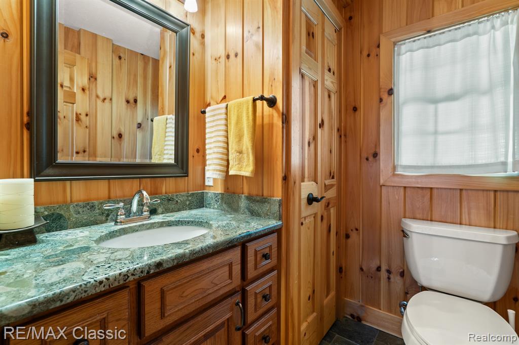 5286 Edgelake Drive, Pinckney, MI 48169 — Photo 23