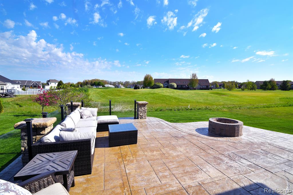 9185 COPPER RIDGE Drive, Davison, MI 48423 — Photo 6