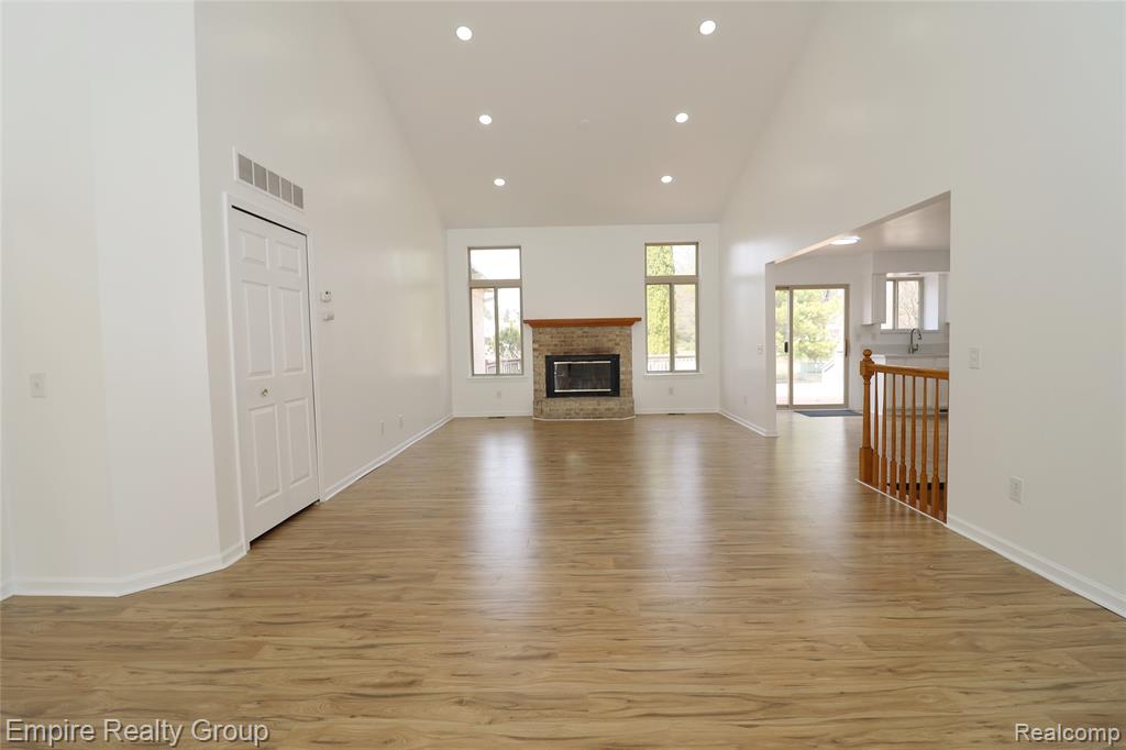 41610 Conner Creek Drive, Canton, MI 48187 — Photo 6