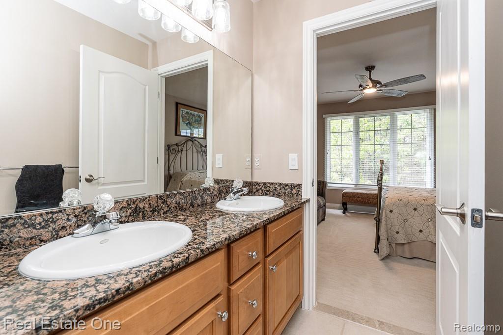 2483 Spyglass Drive, Oakland, MI — Photo 39