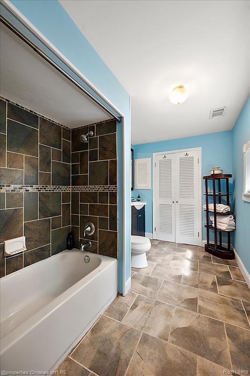 47133 W 9 Mile Road, Novi, MI — Photo 29
