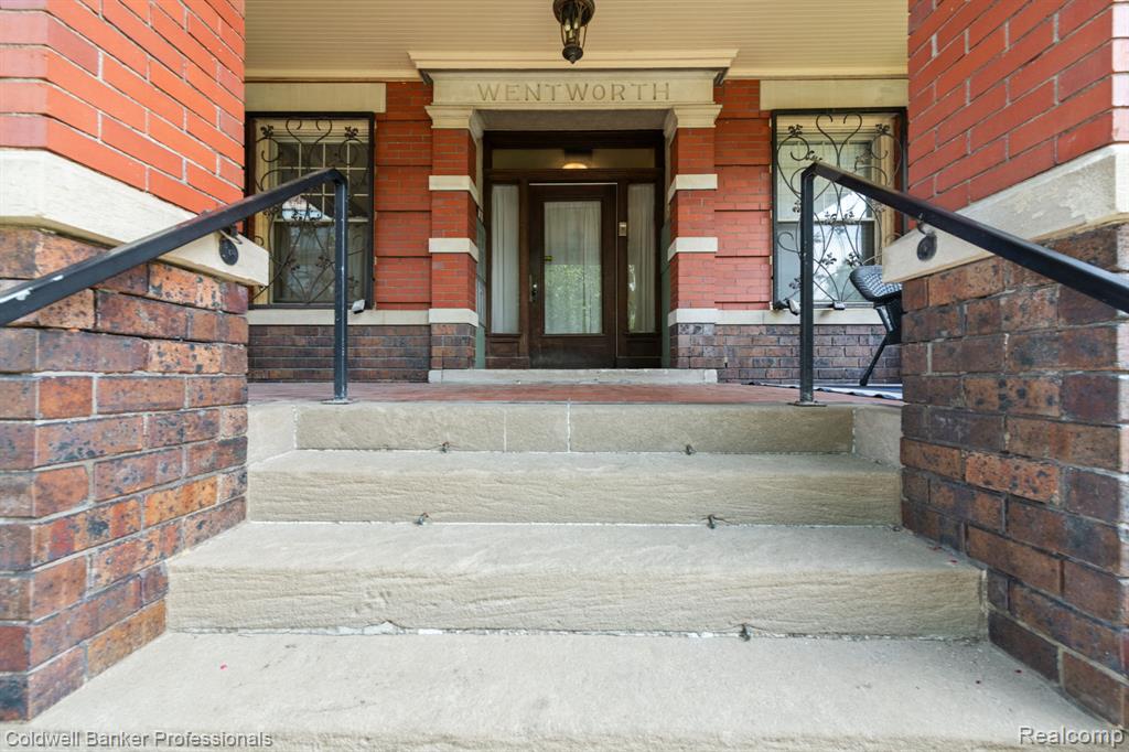 469 W Willis Street - Photo 3