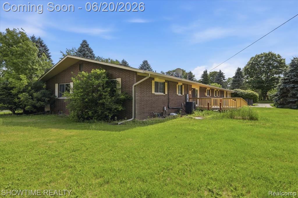 1661 Madeline Drive, Lapeer, MI 48446 — Photo 7
