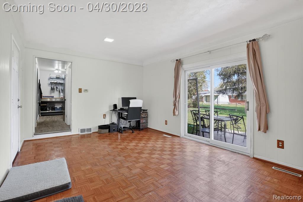 2141 E Hill Road, Grand Blanc, MI 48439 — Photo 13