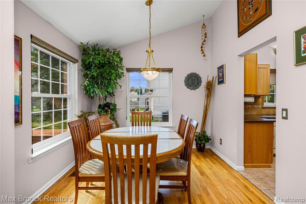 6555 Westphalia, West Bloomfield, MI 48324 — Photo 8