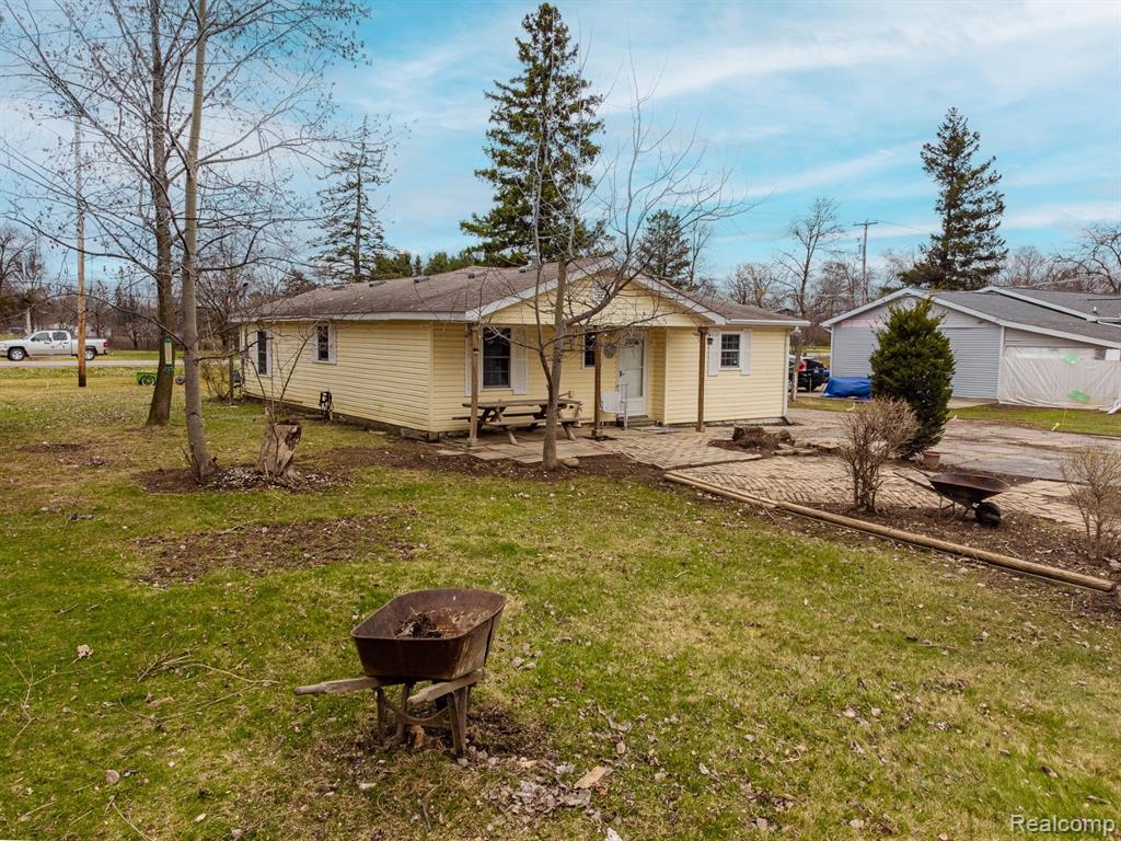 6194 E HILL Road, Grand Blanc, MI 48439 — Photo 31