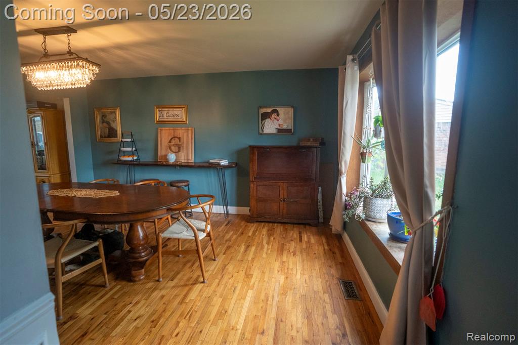 530 Sheffield Drive, Madison Heights, MI 48071 — Photo 4