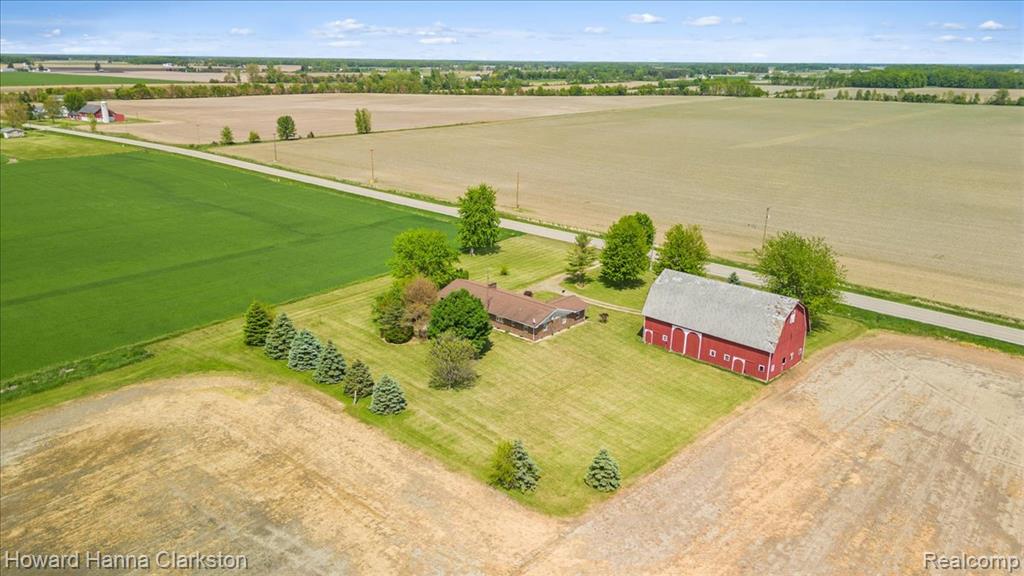 7247 N State Road, Owosso, MI 48867 — Photo 38