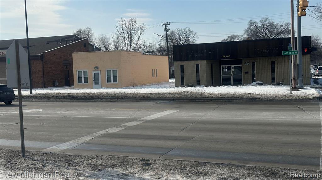 26385 John R Road, Madison Heights, MI 48071 — Photo 3