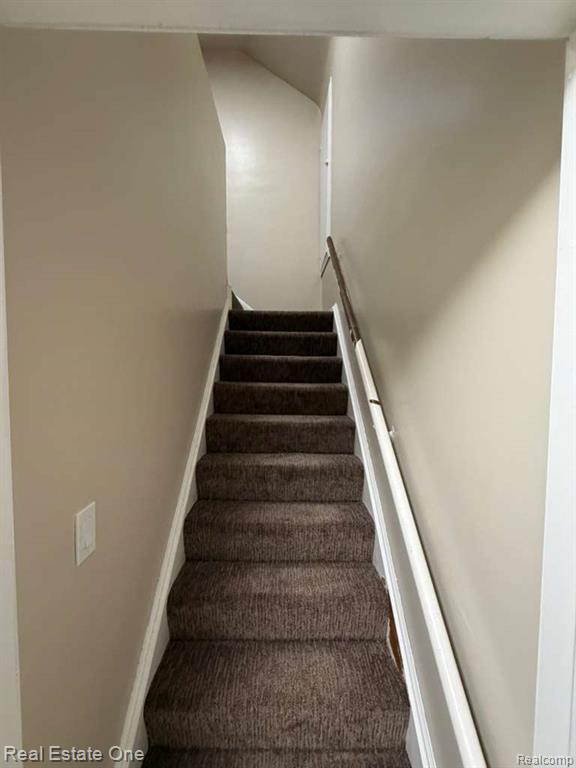 6835 Rosemont Avenue, Detroit, MI 48228 — Photo 12