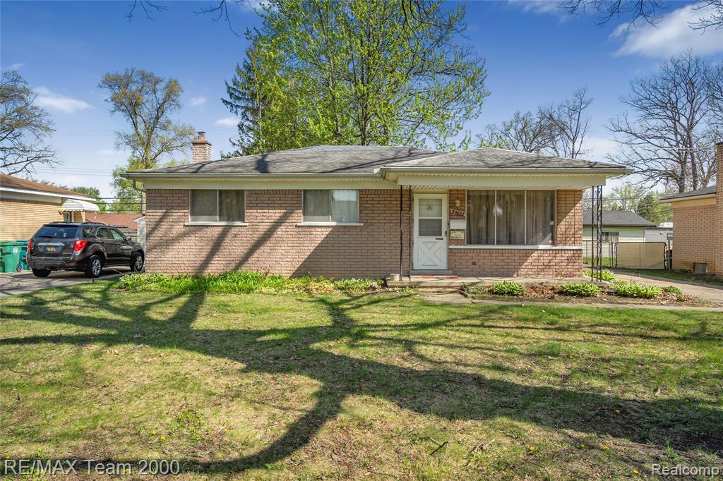 33622 Bock Street, Garden City, MI — Photo 2