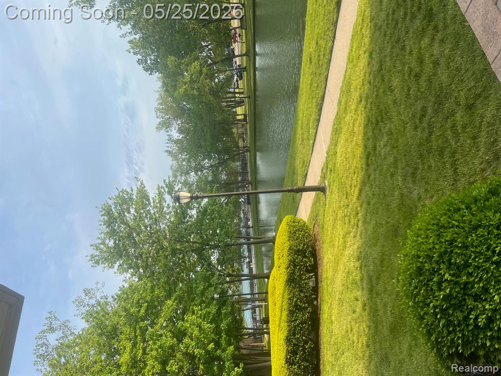 230 Main Sail Court, Detroit, MI 48207 — Photo 12