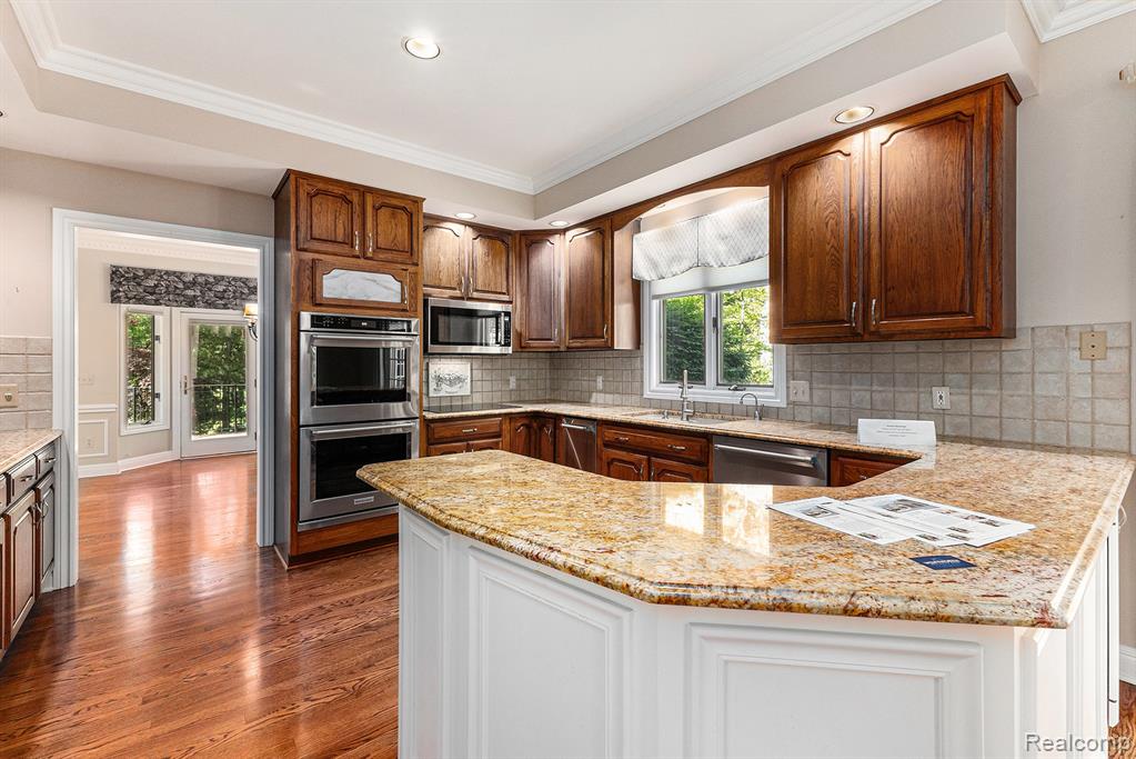 5387 Bristol Parke Drive, Clarkston, MI 48348 — Photo 10