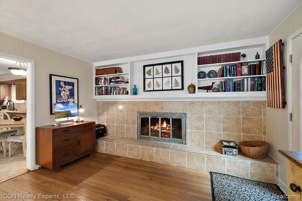 746 Birch Tree Lane, Rochester Hills, MI 48306 — Photo 31