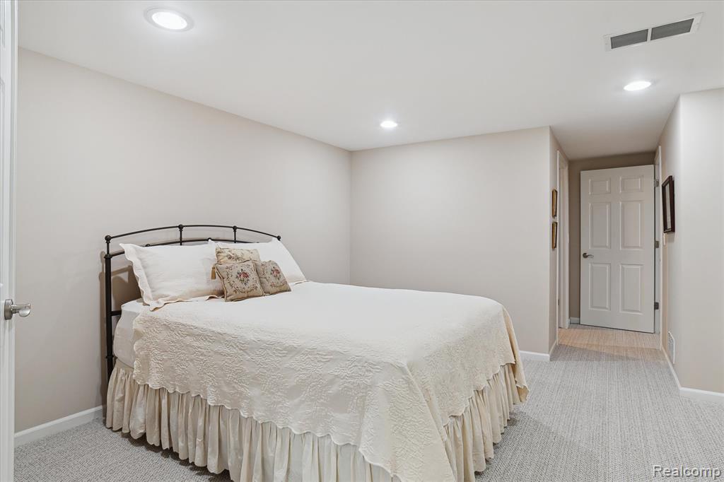 47141 Merion Circle, Northville, MI 48168 — Photo 50