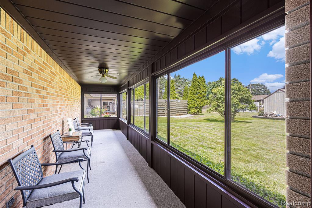 550 N GLASSFORD Street, Capac, MI 48014 — Photo 24