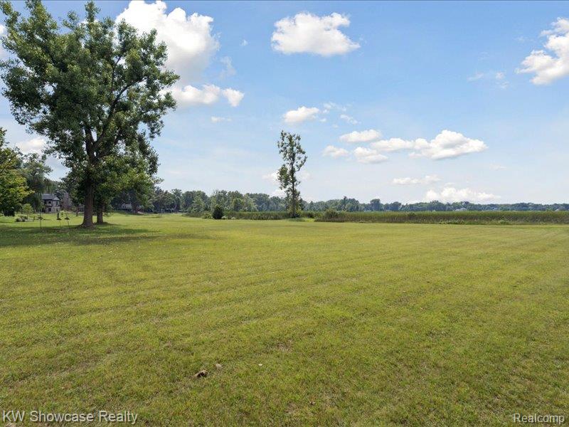 4581 Parker Drive, Howell, MI 48843 — Photo 29