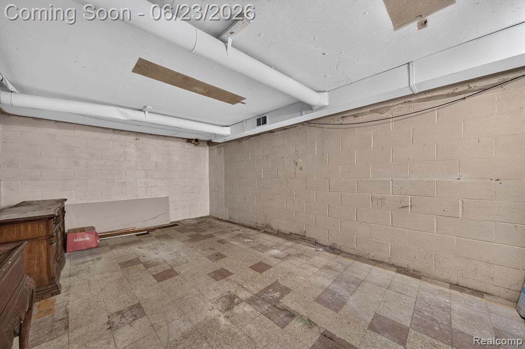 29101 Campbell Drive, Warren, MI 48093 — Photo 30