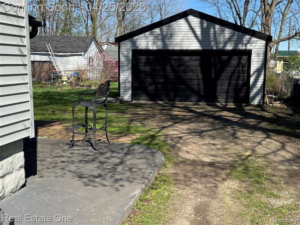 148 Marion Avenue, Waterford, MI 48328 — Photo 21
